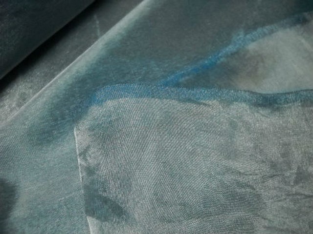 Acetate soie bleu clair reflets metallises 2
