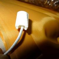 Arret plastique blanc pour cordon survetement 1