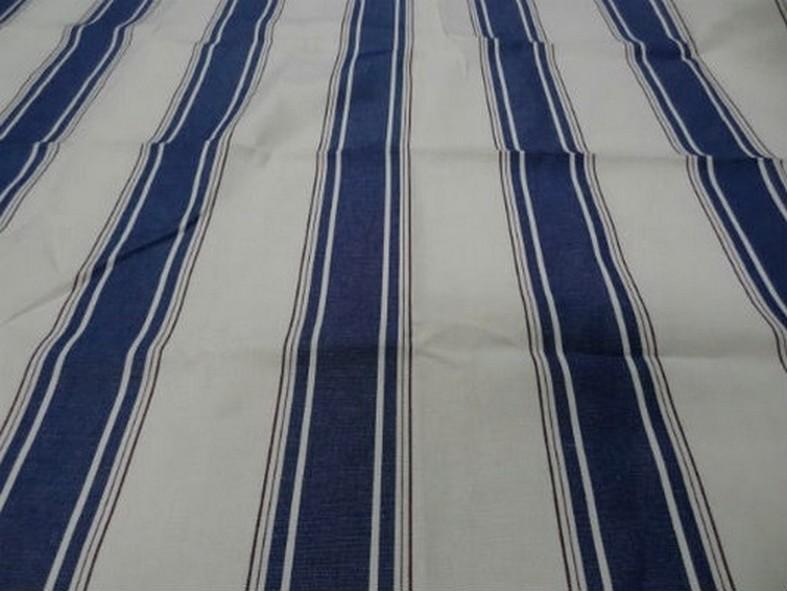 Bache blanc casse raye bleu 2 2