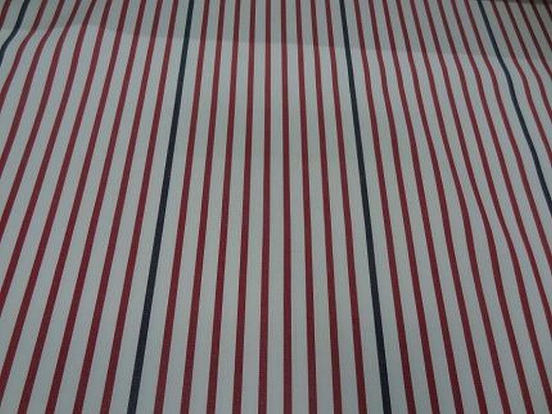 Bache rayee blanc casse rouge noir 1