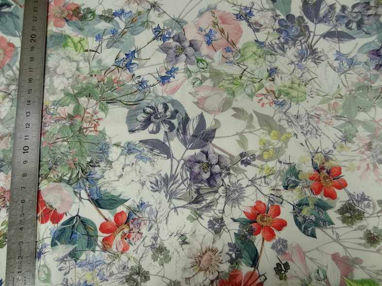 Bengaline coton fond blanc fleurs champetre 1