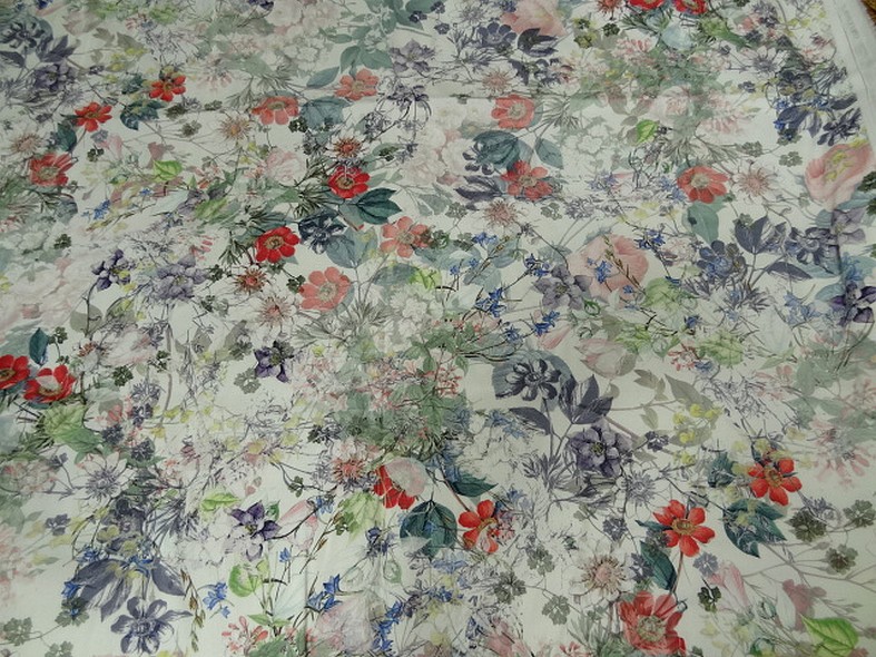 Bengaline coton fond blanc fleurs champetre 5