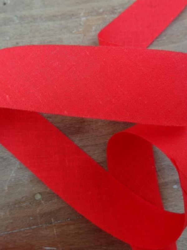 Biais coton rouge vermillon a plat 22 mm
