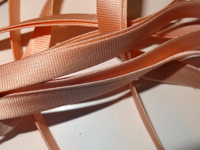 Biais ruban satine saumon chair 2