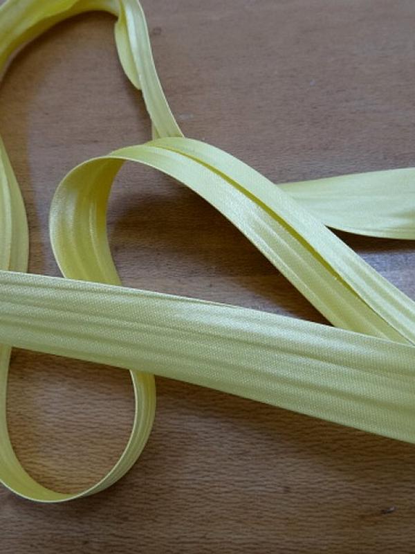 Biais satin jaune soufre 16 mm 3 