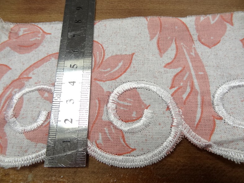 Bordure coton blanc rose the broderie spirale 2