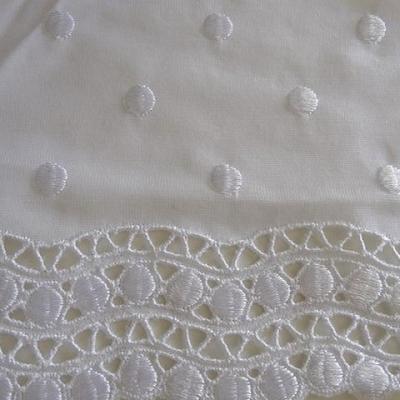 Bordure jersey brodee de pois blanc 3 