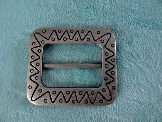 Boucle ceinture argent mat ethnique 01
