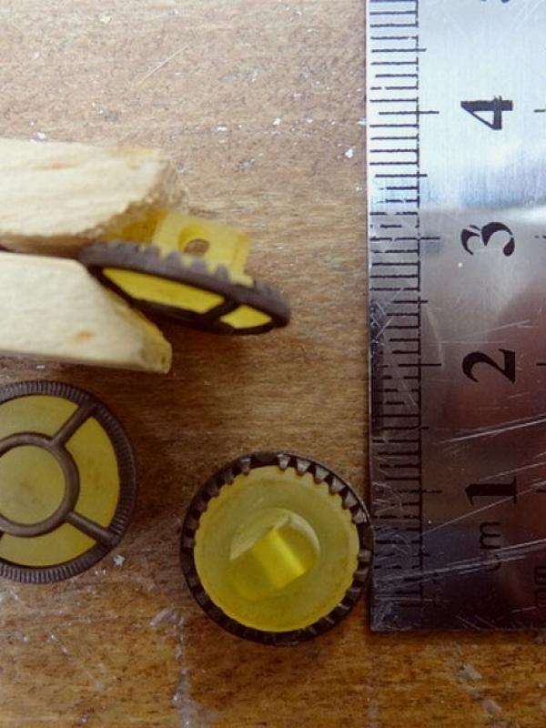 Bouton cabochon paille cercle bronze 15 mm 