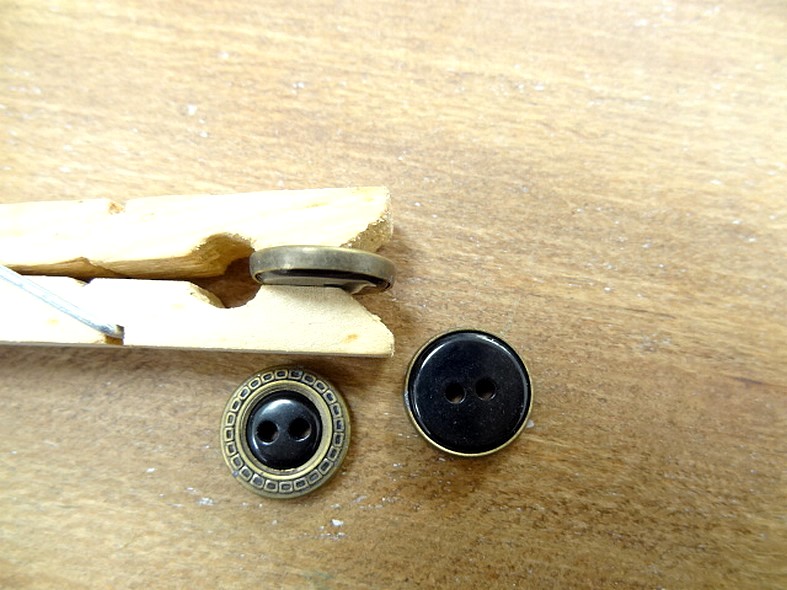 Bouton chloe noir cercle laiton 14 mm