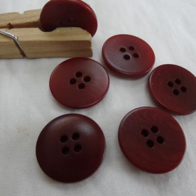 Bouton corozo rouge sang moire 20 mm 1 