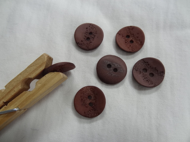 Bouton en corozo teinte senois granite 18 mm 1