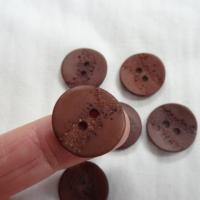 Bouton en corozo teinte senois granite 18 mm 2