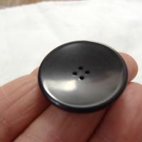 Bouton incurve noir 27 mm 3 