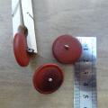 Bouton rouge brule a queue metal 24 mm 