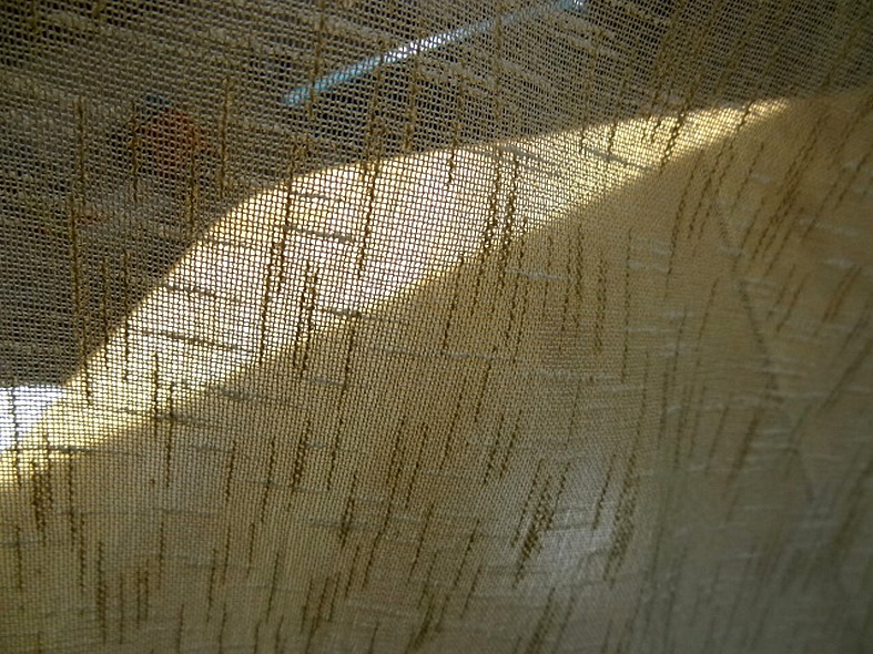 Brise bise imitation voile de lin brode 52 cm 4