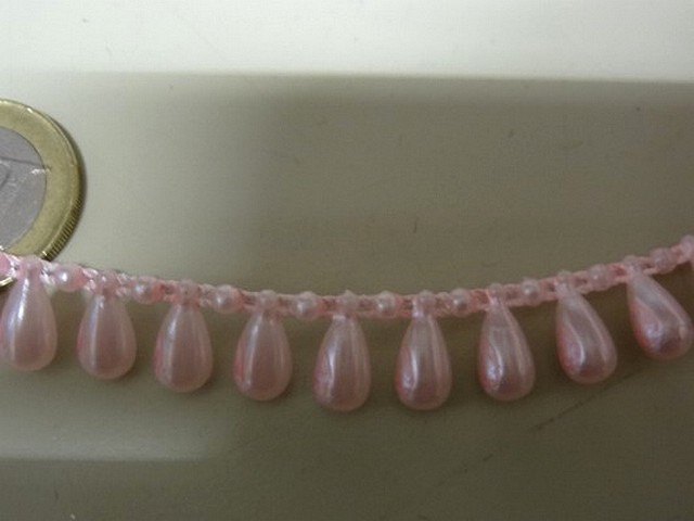 Chaine de perle en goutte rose nacre 1