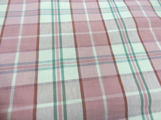 Coton ameublement carreaux rose blanc casse8 2