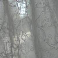 Coton blanc brode de coutures florales 4