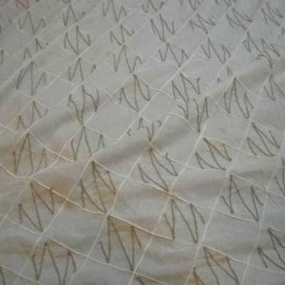 Coton blanc coutures motif carreaux et zigzag lin 4 
