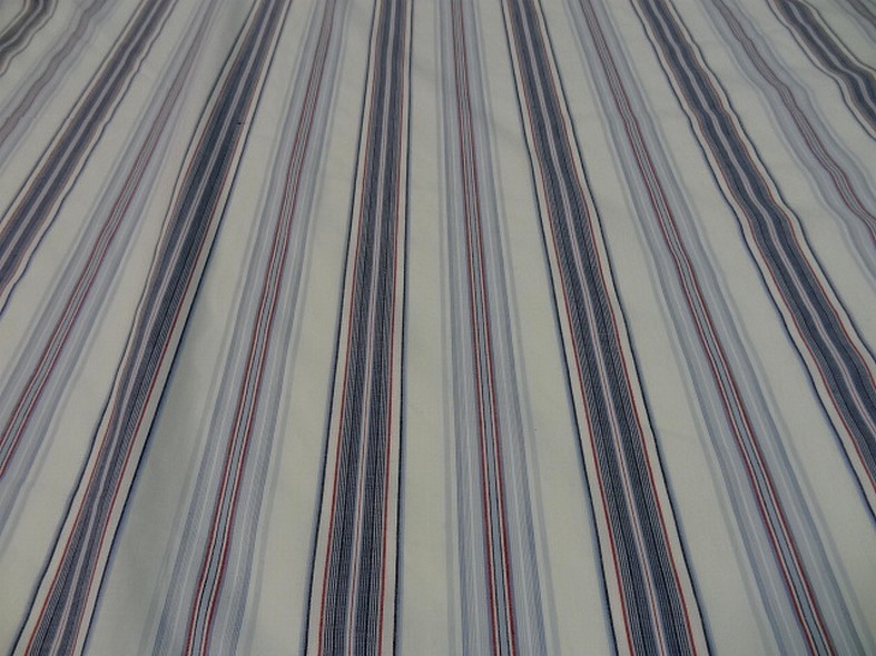 Coton blanc raye bleu et rouge marin 1