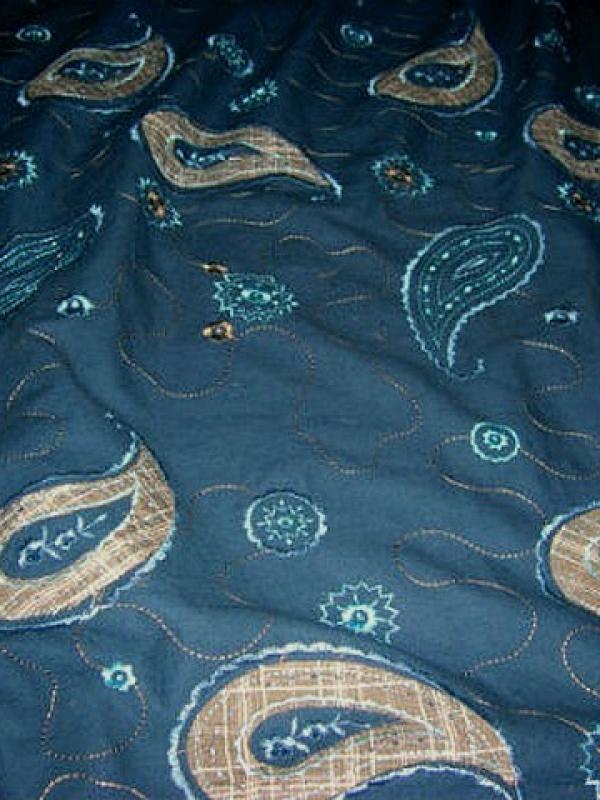 Coton bleu celeste motifs cachemire brodes 1 