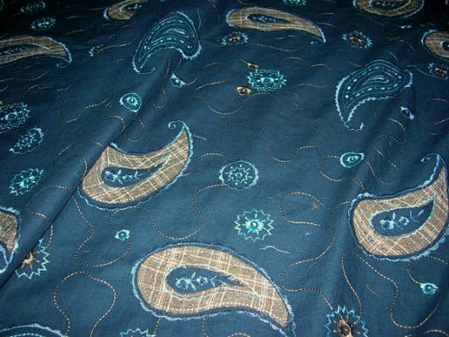 Coton bleu celeste motifs cachemire brodes 2 
