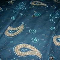 Coton bleu celeste motifs cachemire brodes 2 