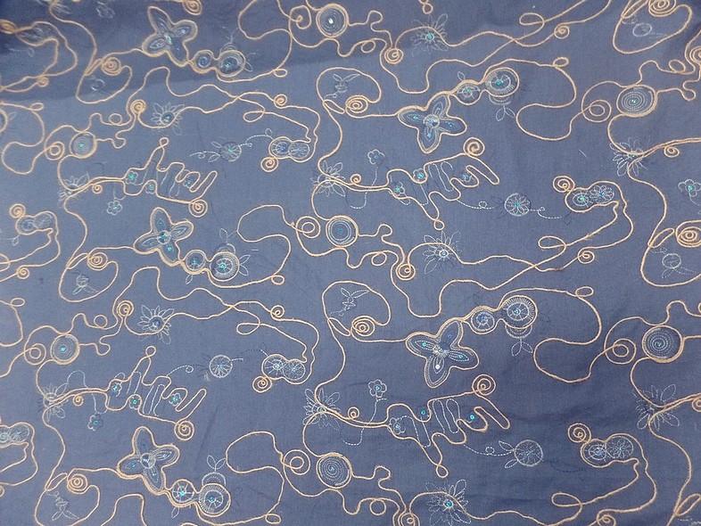 Coton bleu denim brode de fils de lin et sequins 5 1