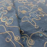 Coton bleu denim brode de fils de lin et sequins 7
