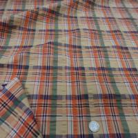 Coton cloque motif madras jaune pale et orange 3