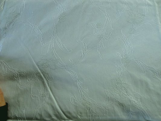 Coton épais vert jade clair broderies 01