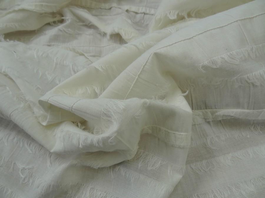 Coton fin blanc casse a frises frange 3