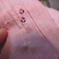 Coton fin rose plisse brode et a sequins 1 