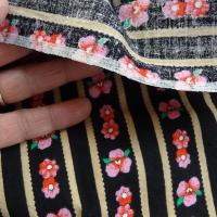Coton fond noir motif fleuri rose vintage 4 