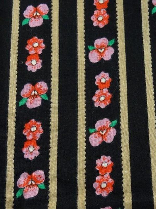 Coton fond noir motif fleuri rose vintage 6 