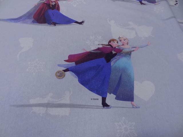 Coton imprime enfant bleu reine des neiges1