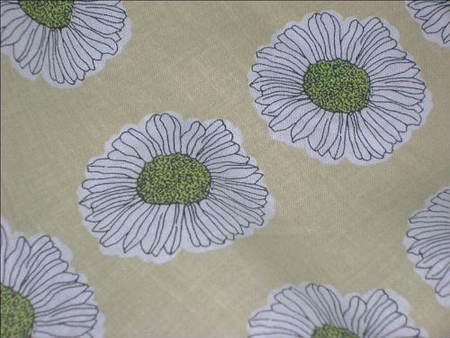 Coton jaune paille paquerettes coeur tilleul 4