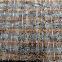 Coton motif carreaux tisses fines fleurs imprimees 1