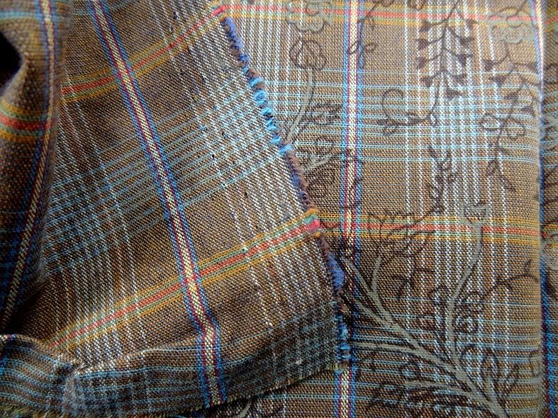 Coton motif carreaux tisses fines fleurs imprimees 4