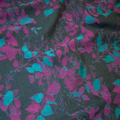 Coton polyamide feuillage damasse turquoise et fuchsia 3 