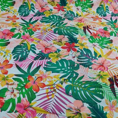 Coton polynesien fond blanc motif vert et rose 1 