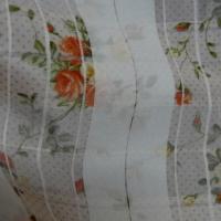 Coton satine a carreaux minuscules pois et fleurs 1 