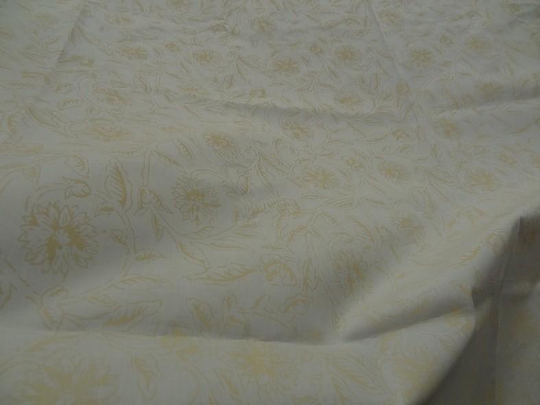 Coton serge mercerise blanc casse motif fleurs paille 1 