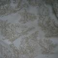 Coton toile de jouy fond blanc casse motifs chamois 1 