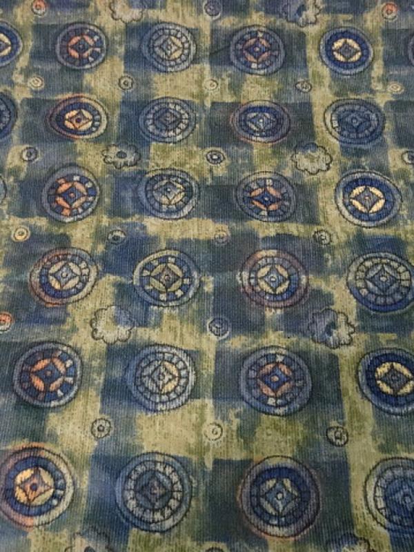 Coton velours cotele motif medaillons celtiques 3 