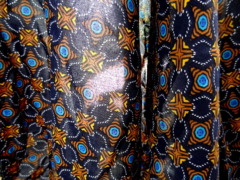 Coton viscose bleu nuit motif lumineux 3