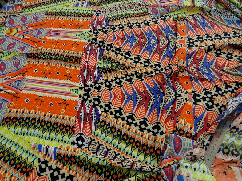 Coton viscose couleurs vives ethnique
