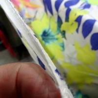 Coton viscose fleurs d hibiscus teinte fluo 3