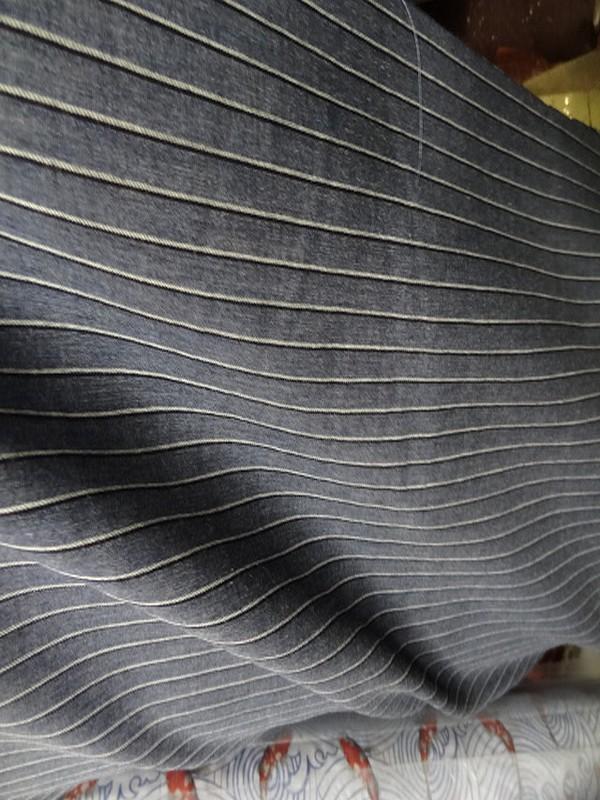 Coton viscose fond jean chambray fines rayures ombrees 4